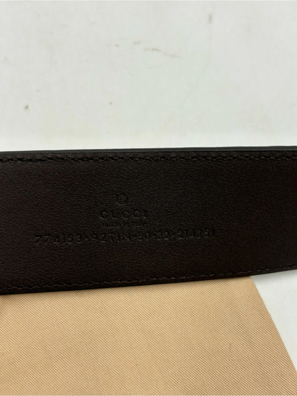 Men's Gucci GG Supreme belt  interlocking G buckle size 80/32 inches made Italy
